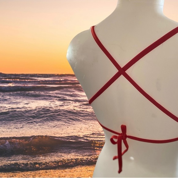 Striped red white and blue bikini top - Picture 2 of 2